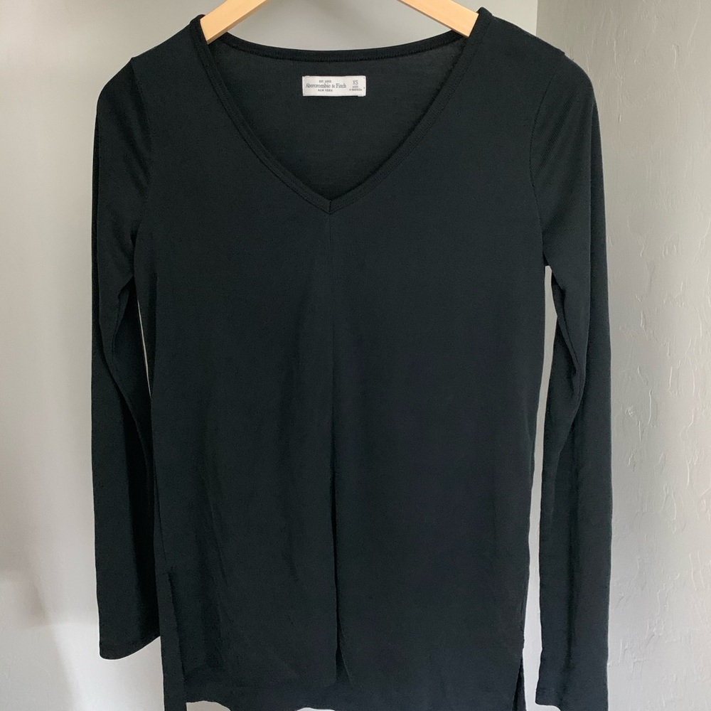 Long Sleeve Ribbed V-Neck
